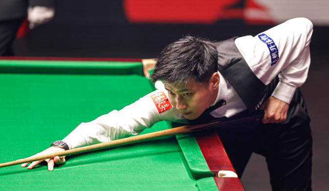 中国队的, 余选手迪克, 不敌穆迪 中国队的, 余选手迪克, 不敌穆迪