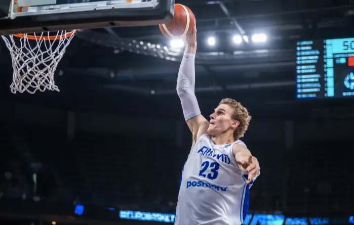 队史首次打 队史首次打