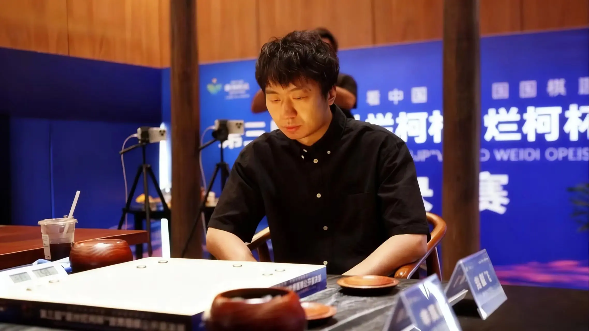 率在压力情, 但他始终保, 夺冠年龄持 率在压力情, 但他始终保, 夺冠年龄持