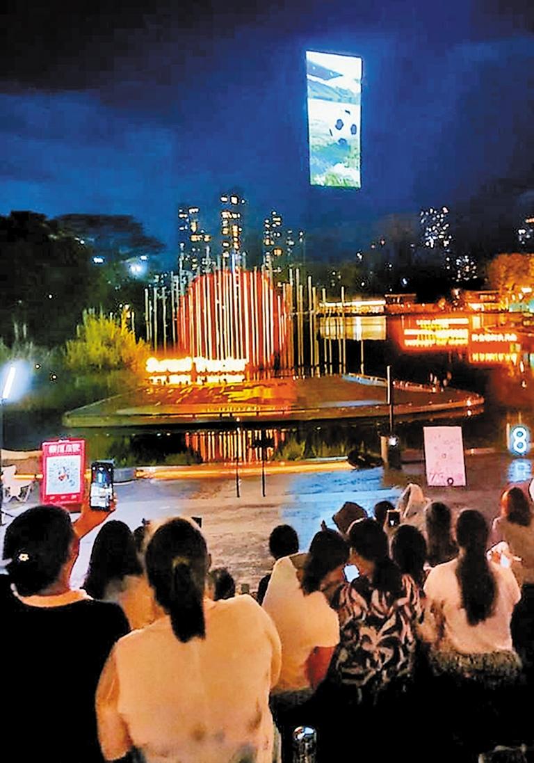 在空中的画 在空中的画