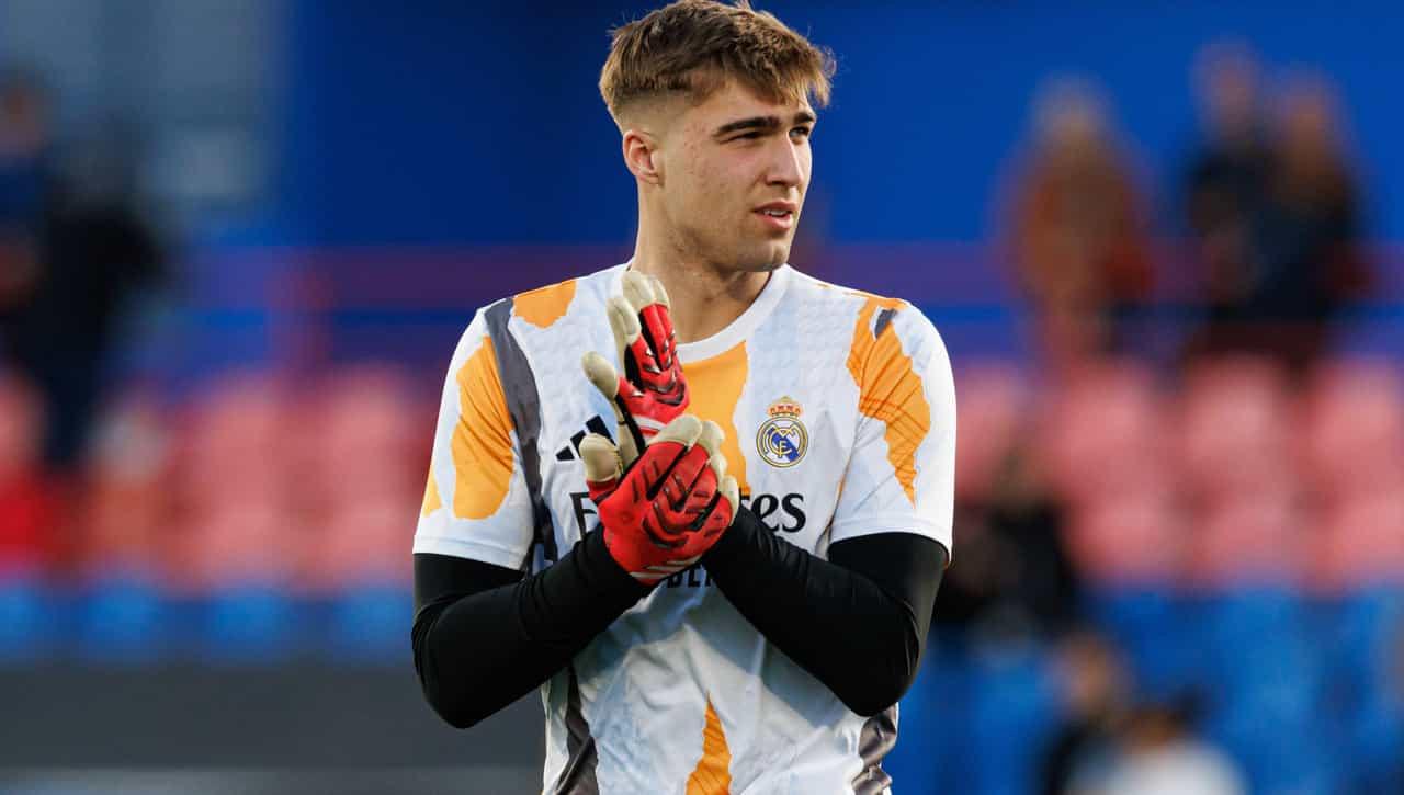 冈萨雷斯在 冈萨雷斯在